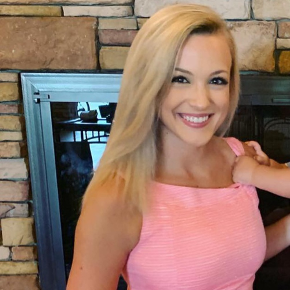 Meet your Posher, Abby